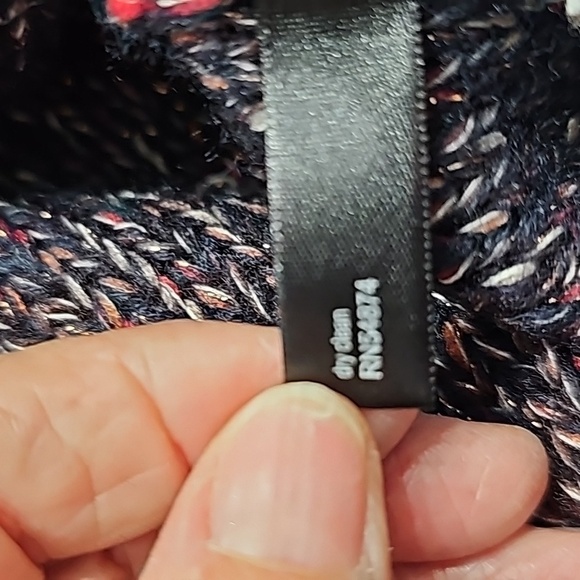 THE LIMETED, cowl neck sweater. Variegated‎ colors. Oversized small. - Picture 9 of 10